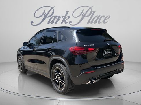 Certified 2026 Mercedes-Benz GLA 250 image 3