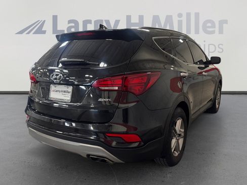 Used 2017 Hyundai Santa Fe Sport image 5