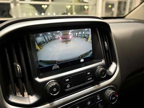 Used 2021 Chevrolet Colorado LT w/ LT Convenience Package image 17