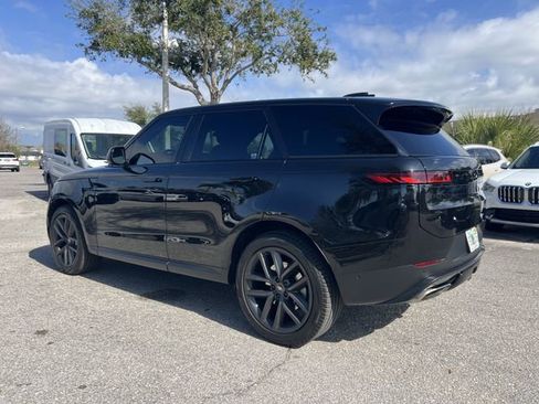 Used 2024 Land Rover Range Rover Sport SE image 6