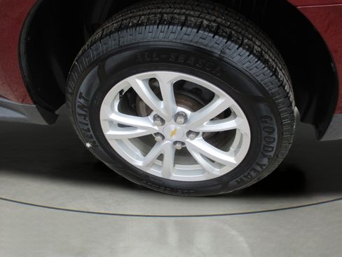 Used 2017 Chevrolet Equinox LT w/ Convenience Package AWD/4WD image 31