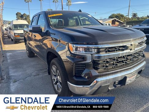 Used 2022 Chevrolet Silverado 1500 LT image 1