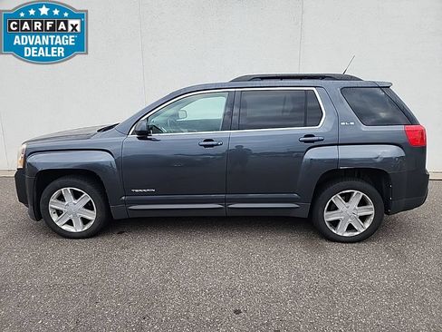 Used 2010 GMC Terrain SLE w/ Convenience Package AWD/4WD image 2