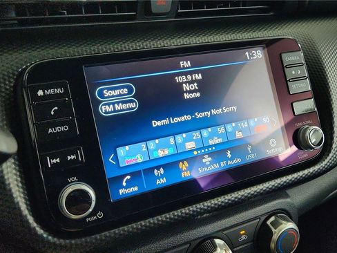 Used 2023 Nissan Kicks SV image 39