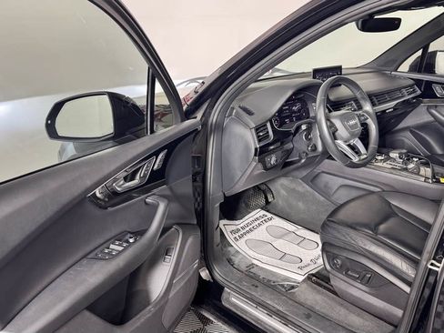 Used 2019 Audi Q7 3.0T Premium Plus w/ Premium Plus Package AWD/4WD image 10