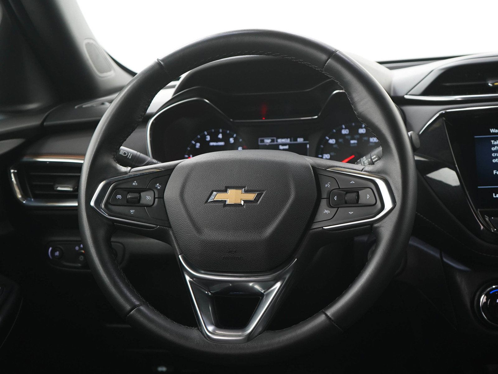 Used 2021 Chevrolet TrailBlazer ACTIV w/ Convenience Package AWD/4WD image 16