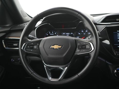 Used 2021 Chevrolet TrailBlazer ACTIV w/ Convenience Package AWD/4WD image 16