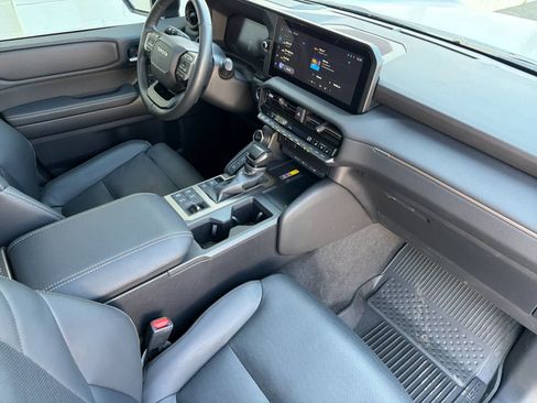 Used 2025 Toyota Land Cruiser AWD/4WD image 16