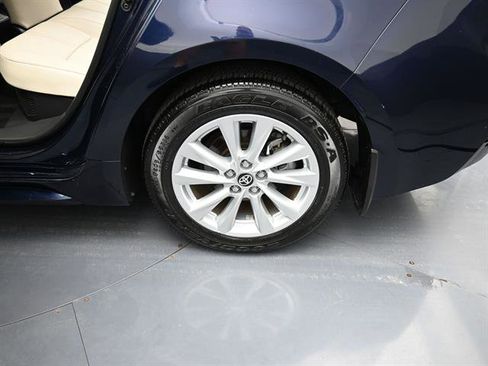 Certified 2024 Toyota Corolla XLE image 22