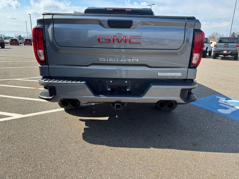 Used 2022 GMC Sierra 1500 Elevation w/ Preferred Package image 8