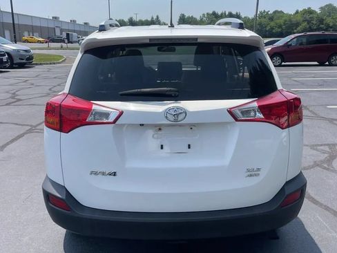 Used 2013 Toyota RAV4 XLE AWD/4WD image 8