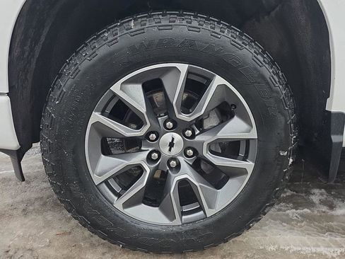 Used 2023 Chevrolet Silverado 1500 RST w/ LPO, Dark Essentials Package AWD/4WD image 16