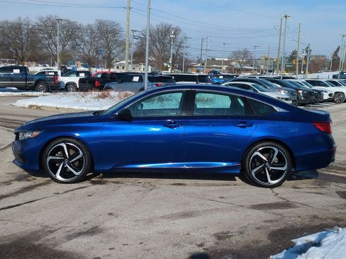 Used 2022 Honda Accord Sport image 5