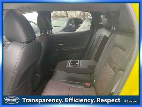 Certified 2025 Nissan Kicks SR image 12