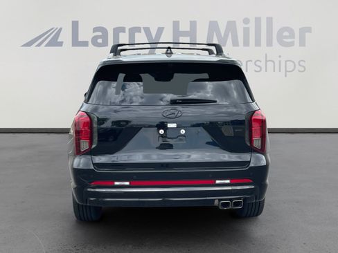 Used 2025 Hyundai Palisade Calligraphy AWD/4WD image 4