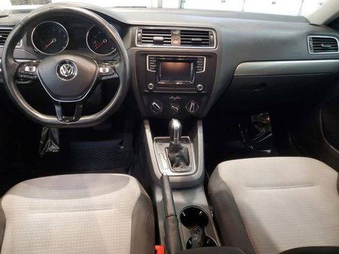 Used 2017 Volkswagen Jetta S image 13