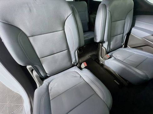 Used 2018 Chevrolet Traverse Premier w/ Driver Confidence II Package image 29