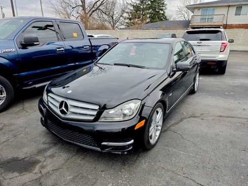 Used 2012 Mercedes-Benz C 250 Sedan image 3