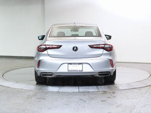 Used 2025 Acura TLX w/ Technology Package image 8