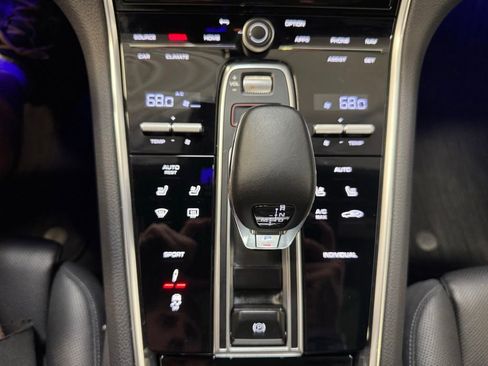 Certified 2023 Porsche Panamera 4 Platinum Edition AWD/4WD image 25
