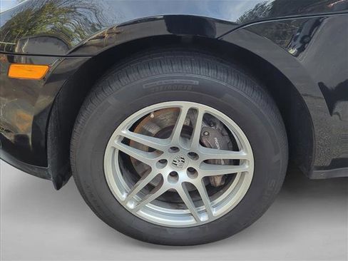 Used 2021 Porsche Macan image 28