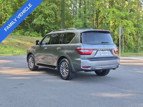 Used 2022 Nissan Armada SL w/ Captain's Chairs Package AWD/4WD image 11