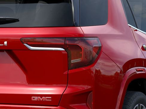 New 2027 GMC Terrain Denali w/ LPO, Floor Liner Package AWD/4WD image 33