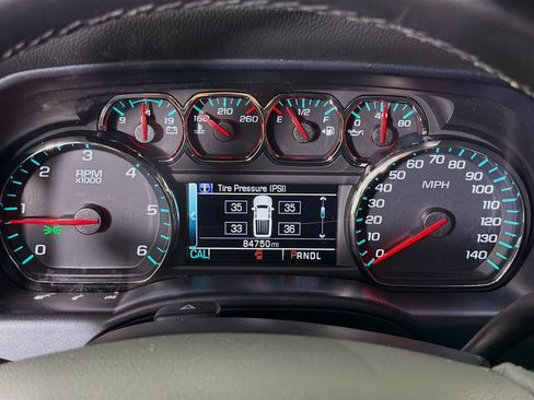 Used 2018 Chevrolet Silverado 1500 LT w/ Texas Edition image 15