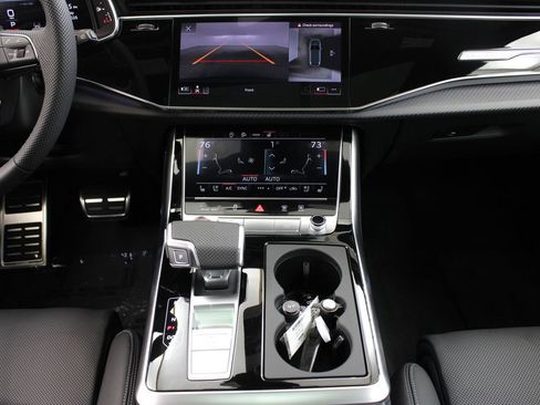 New 2026 Audi SQ7 Premium Plus AWD/4WD image 23