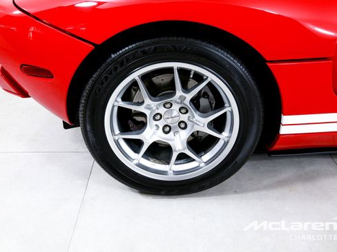 Used 2005 Ford GT image 23