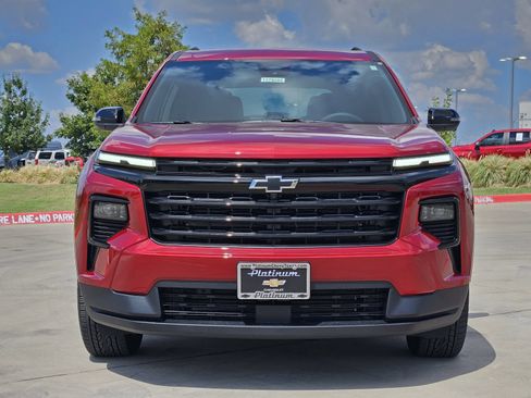 New 2027 Chevrolet Traverse LT w/ Midnight/Sport Edition FWD image 6