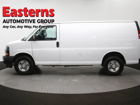 Used 2021 Chevrolet Express 2500 RWD image 57