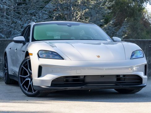 Used 2025 Porsche Taycan 4S image 6
