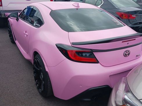 Used 2022 Toyota GR86 Premium w/ ALL Weather Mat Package (TMS) image 2