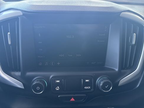 Used 2020 GMC Terrain SLT w/ Preferred Package image 28