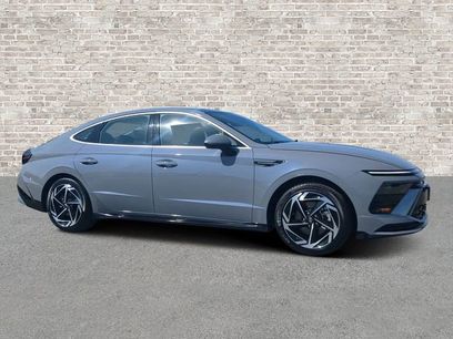 Used 2024 Hyundai Sonata SEL w/ Convenience Package