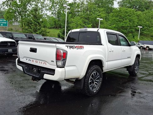 Used 2023 Toyota Tacoma TRD Sport AWD/4WD image 6