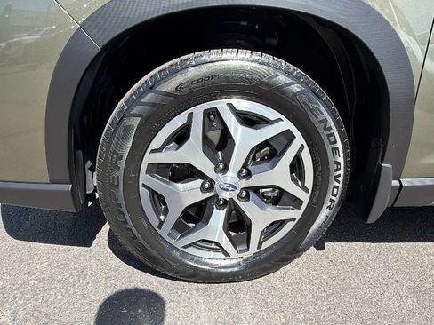 Used 2024 Subaru Forester Premium AWD/4WD image 10