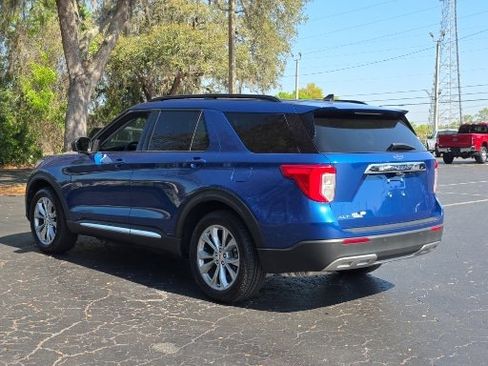 Certified 2023 Ford Explorer XLT w/ Equipment Group 202A RWD image 10