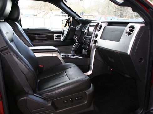 Used 2014 Ford F150 Platinum image 21