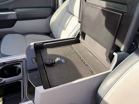 Used 2024 Ford F250 Limited w/ FX4 Off-Road Package image 19