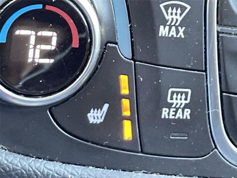 Used 2019 Chevrolet Equinox LT AWD/4WD image 18