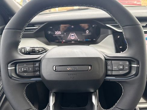 New 2026 Jeep Cherokee Laredo image 14