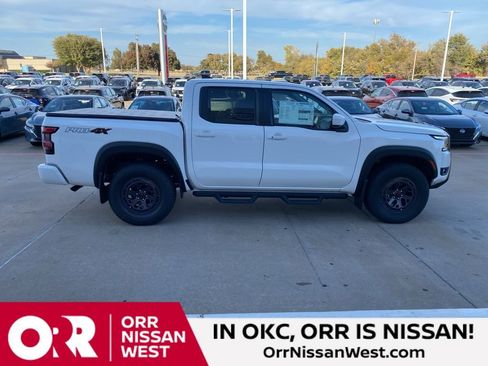 New 2026 Nissan Frontier PRO-4X w/ Tow Package AWD/4WD image 6