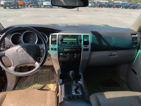 Used 2006 Toyota 4Runner Limited image 18