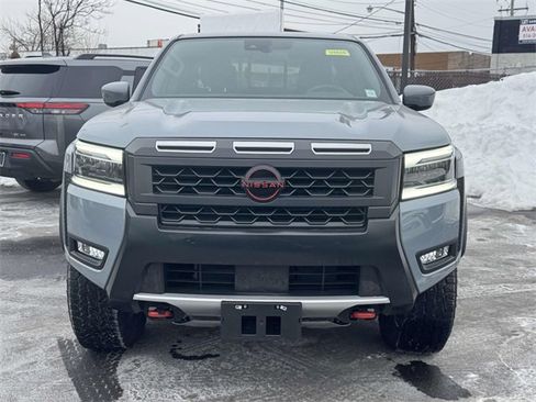 Used 2025 Nissan Frontier PRO-4X image 4