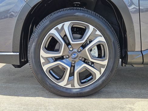 Used 2025 Subaru Ascent Limited AWD/4WD image 13