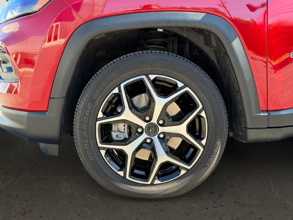 Used 2026 Jeep Compass Limited AWD/4WD image 27