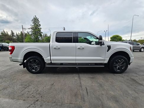 Used 2021 Ford F150 Lariat w/ Equipment Group 502A High AWD/4WD image 6