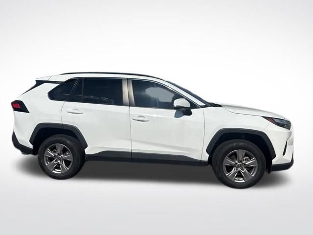 Used 2023 Toyota RAV4 XLE FWD image 5
